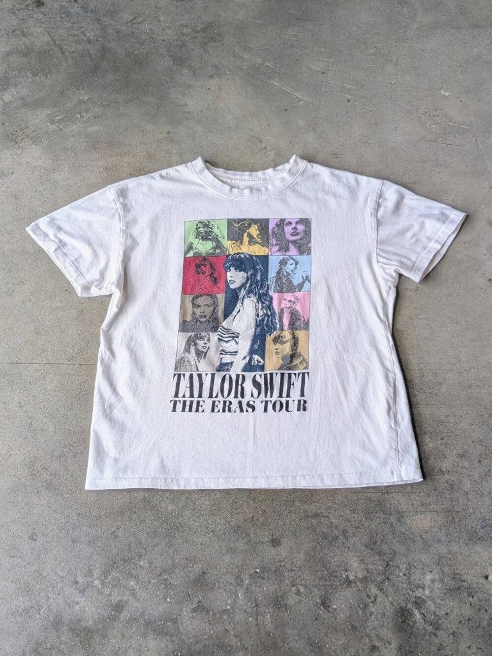 Taylor Swift The Eras Tour 2023 Short Sleeve Concert Graphic T-Shirt large